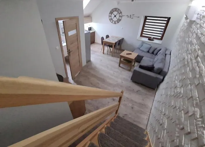 Apartament Komarno Ii *