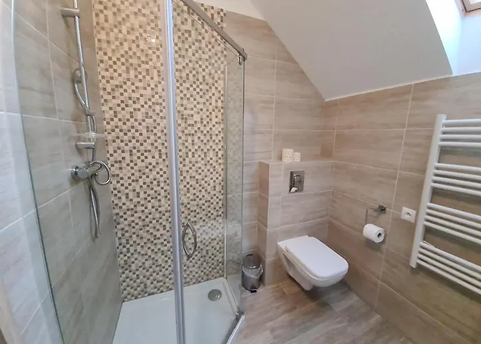 Komarno Ii * Jelenia Góra